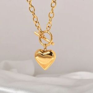 Gold Heart Pendant Necklace